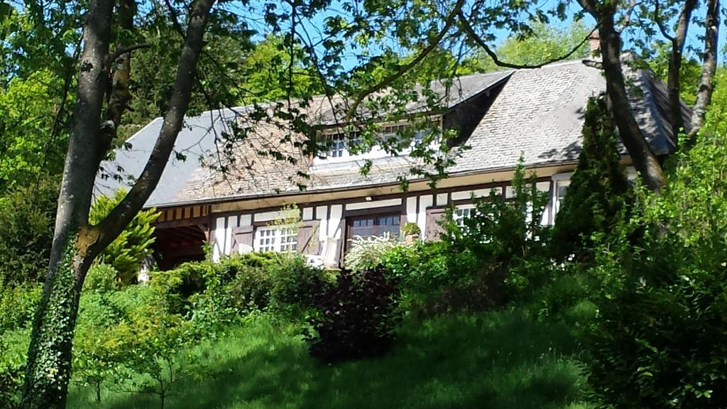 Pre Le Duc Villa Broglie Buitenkant foto